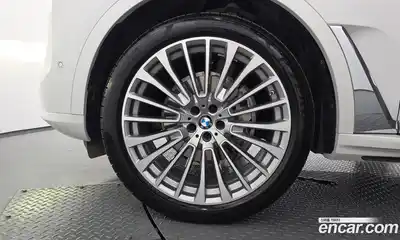BMW X7 2024 3.0 автомат (гидро), миниатюра 5