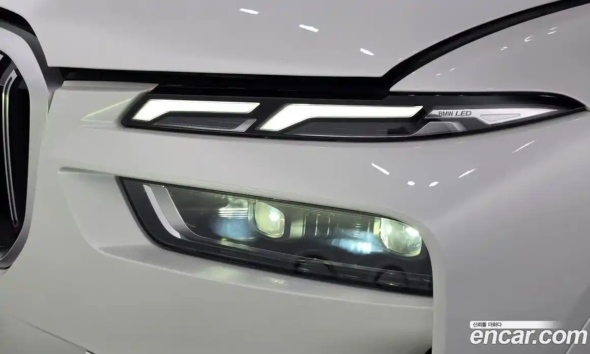 BMW X7 2024 3.0 автомат (гидро), фото 8