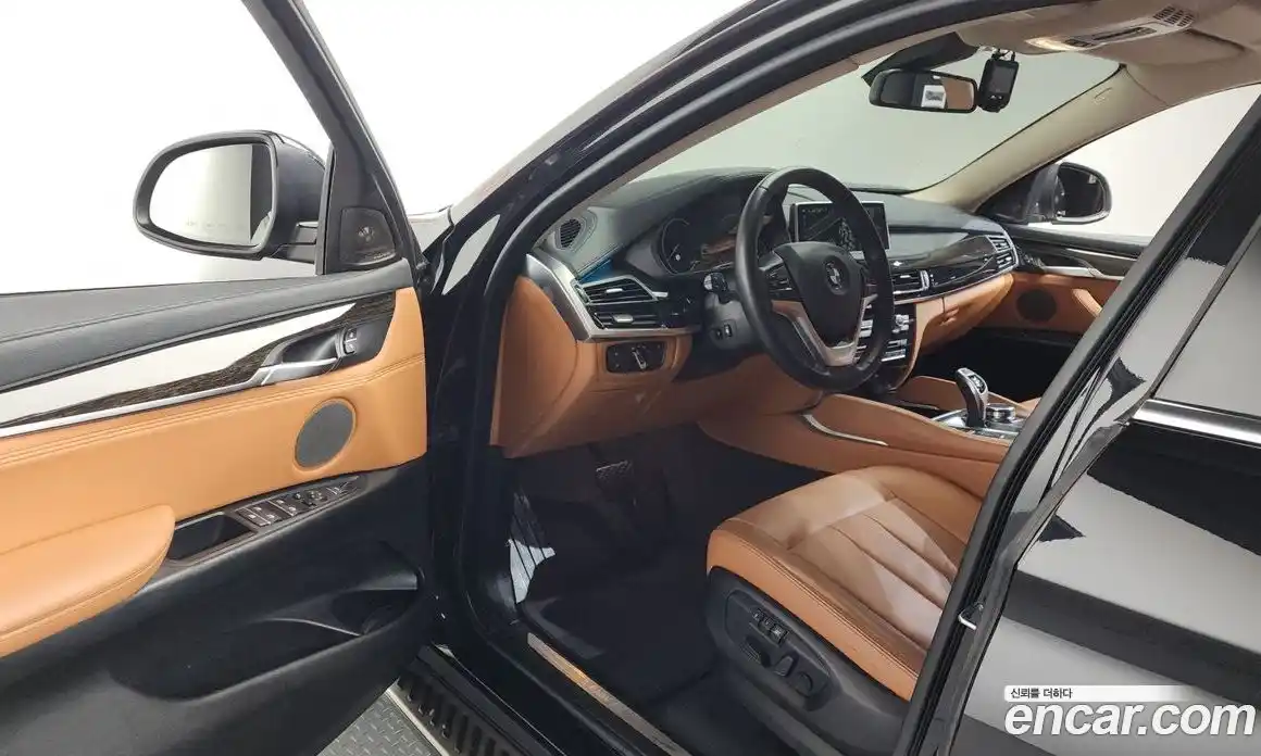 BMW X6 2018 3.0 автомат (гидро), фото 13
