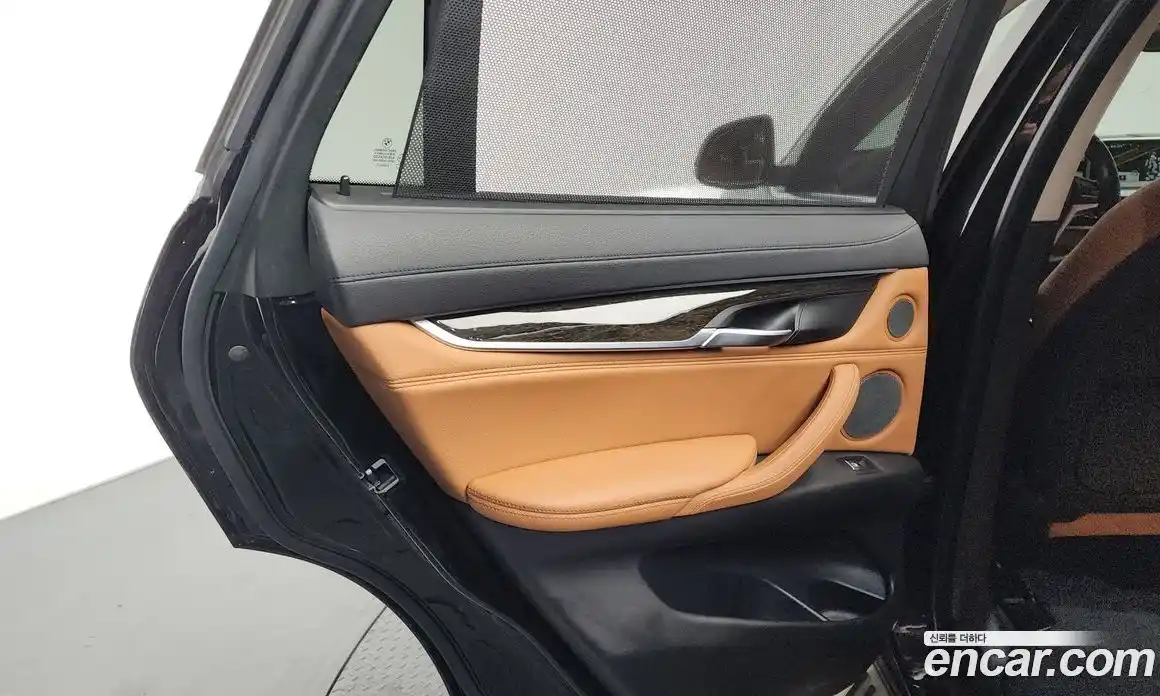 BMW X6 2018 3.0 автомат (гидро), фото 15