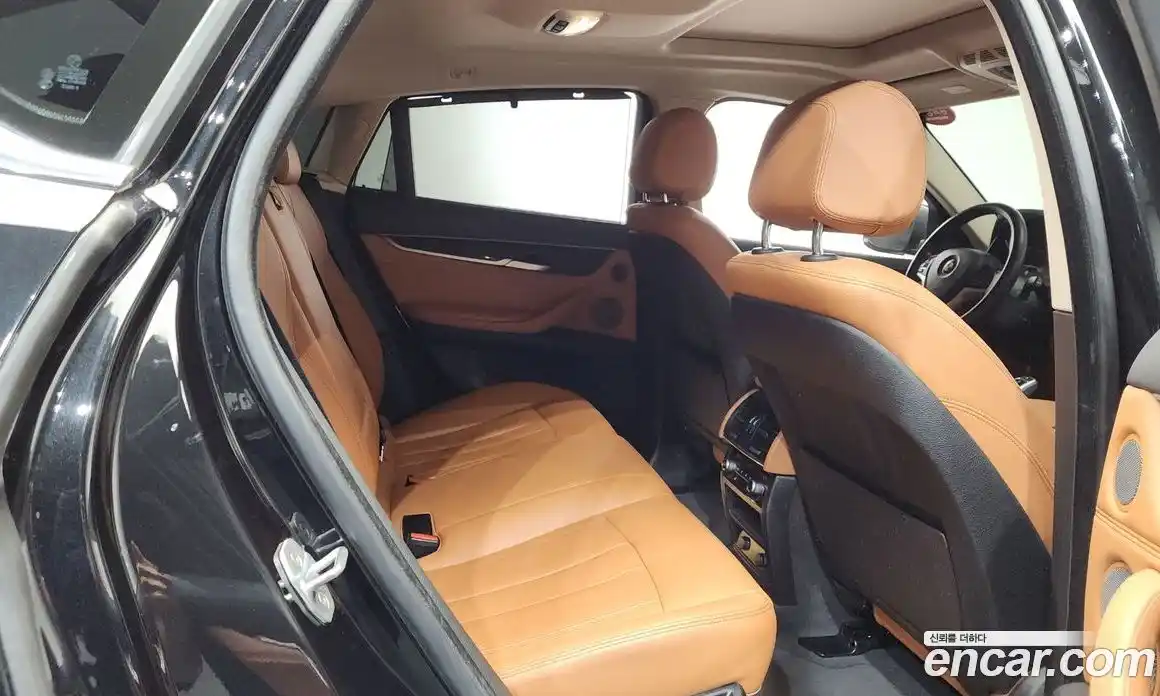 BMW X6 2018 3.0 автомат (гидро), фото 18