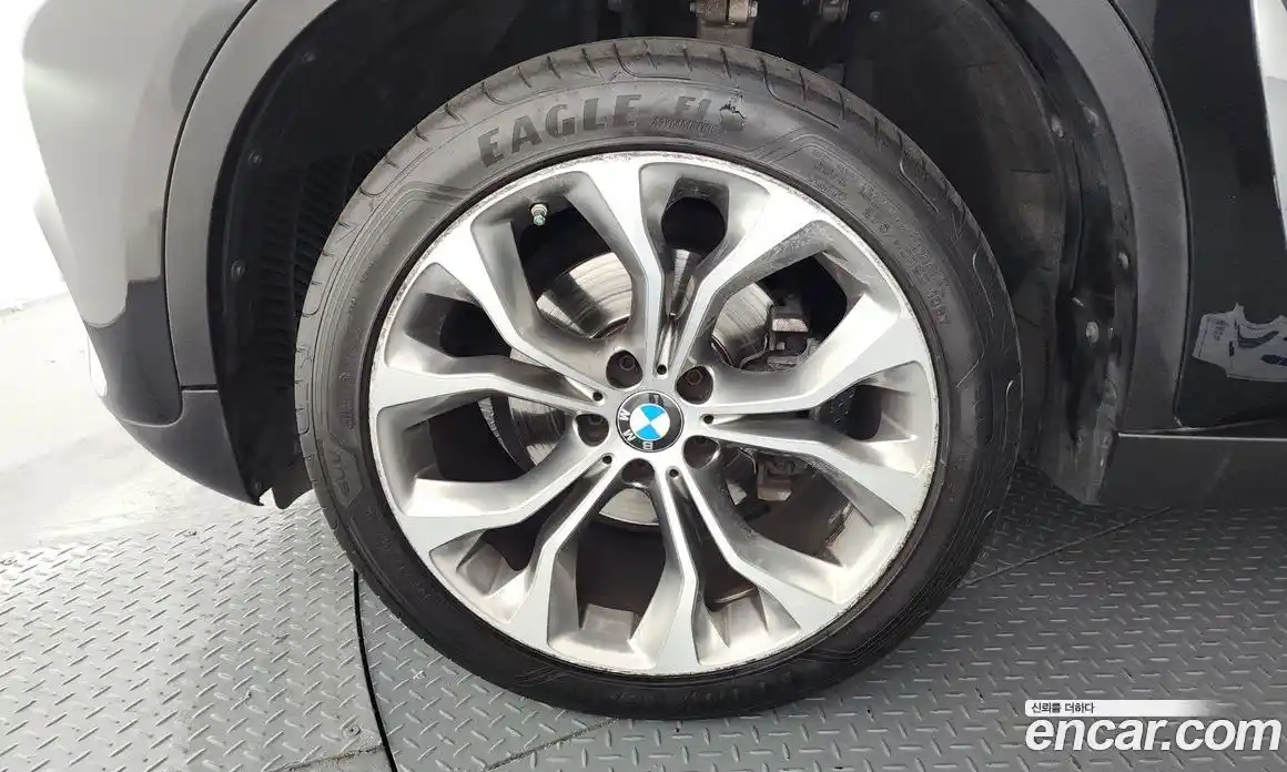 BMW X6 2018 3.0 автомат (гидро), фото 5