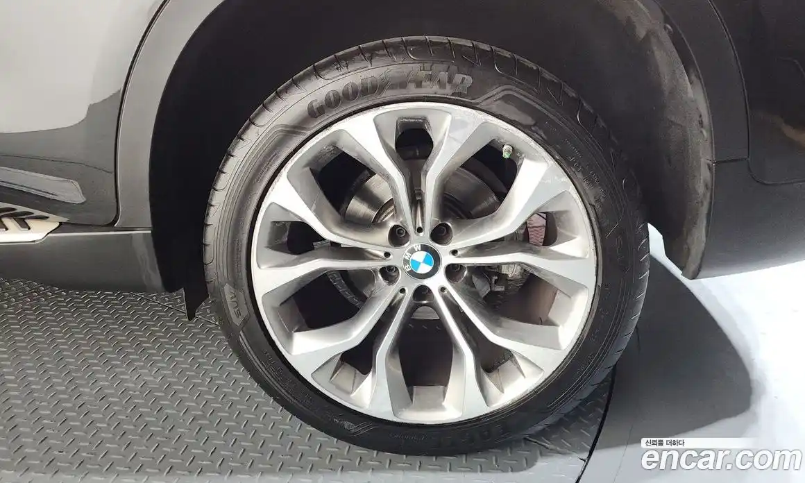 BMW X6 2018 3.0 автомат (гидро), фото 7