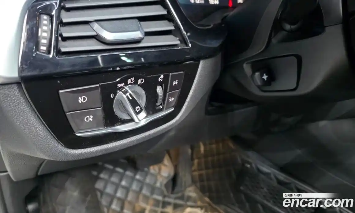 BMW 5 серия 2019 2.0 автомат (гидро), фото 28