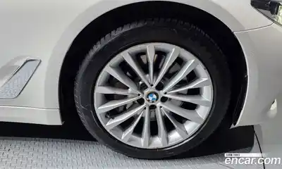 BMW 5 серия 2019 2.0 автомат (гидро), миниатюра 7