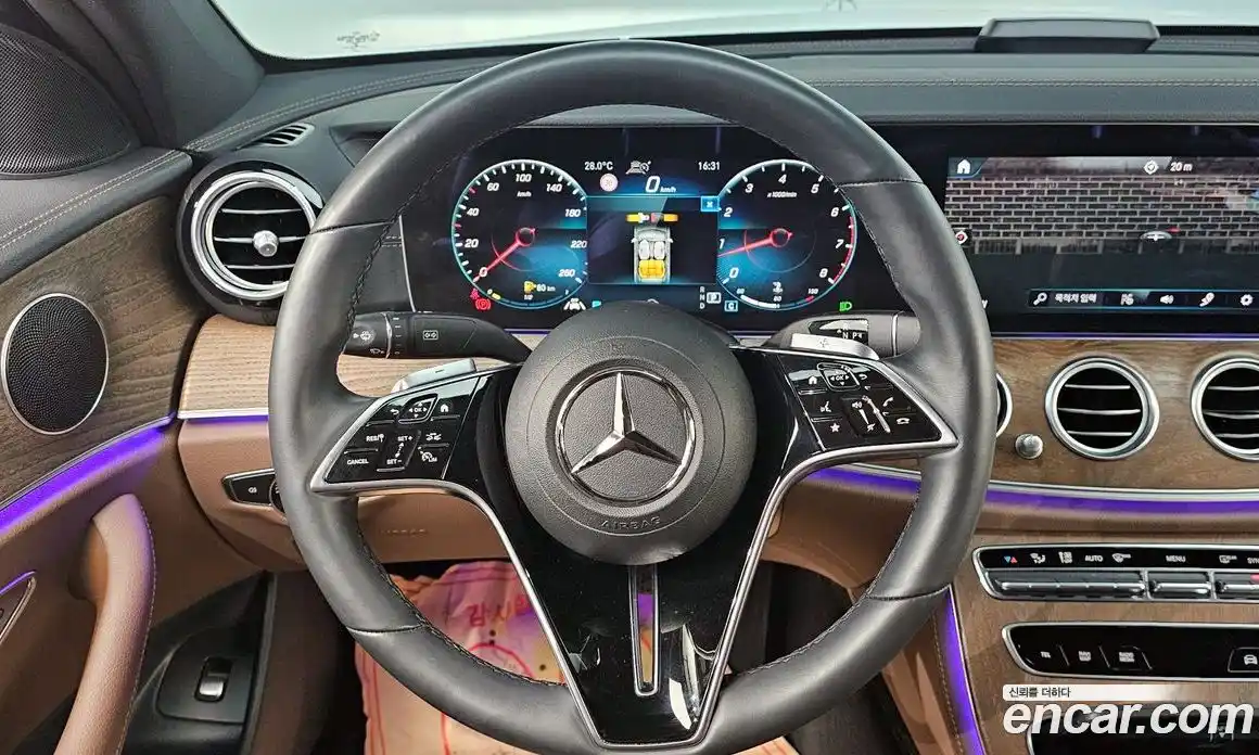 Mercedes-Benz E-Class 2022 2.0 автомат (гидро), фото 13