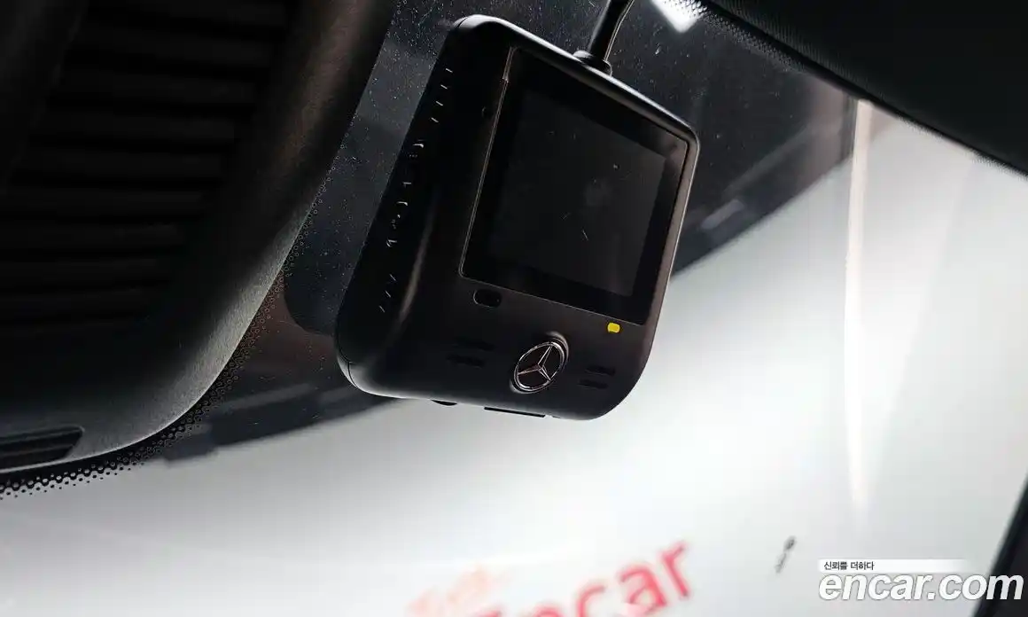 Mercedes-Benz E-Class 2022 2.0 автомат (гидро), фото 16
