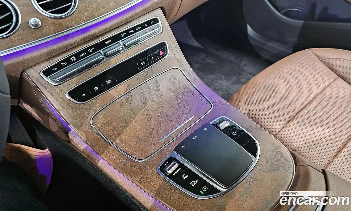 Mercedes-Benz E-Class 2022 2.0 автомат (гидро), фото 20