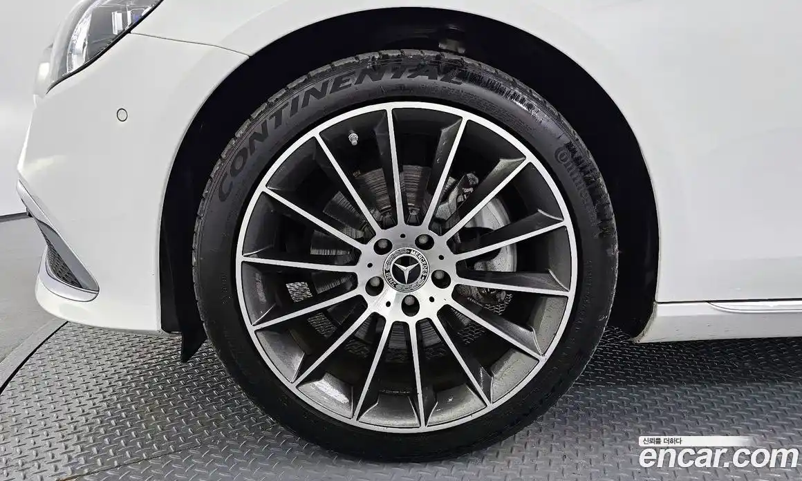 Mercedes-Benz E-Class 2022 2.0 автомат (гидро), фото 5