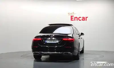 Mercedes-Benz S-Class 2024 4.0 автомат (гидро), миниатюра 4