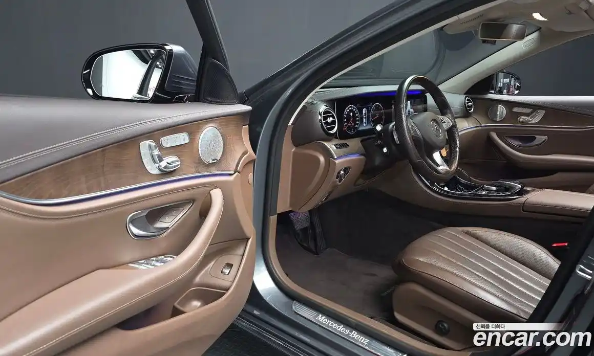 Mercedes-Benz E-Class 2018 2.0 автомат (гидро), фото 12
