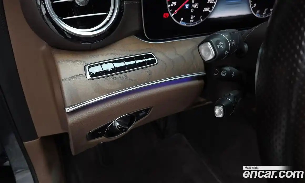 Mercedes-Benz E-Class 2018 2.0 автомат (гидро), фото 18