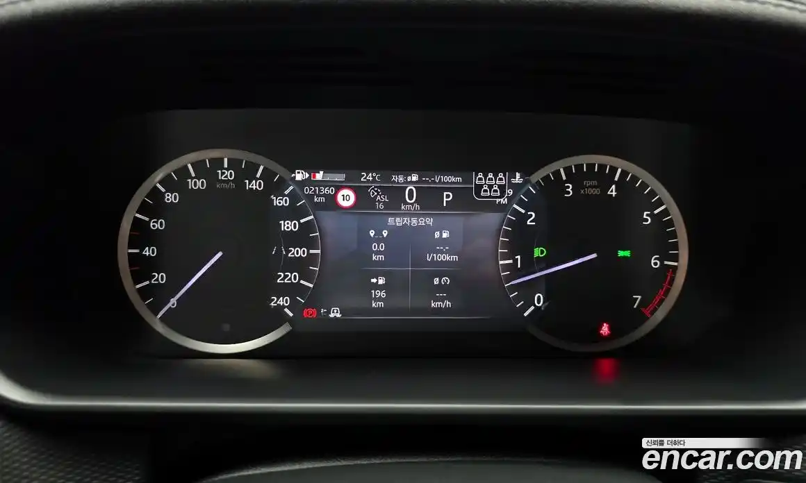 Land Rover Discovery 2023 3.0 автомат (гидро), фото 11