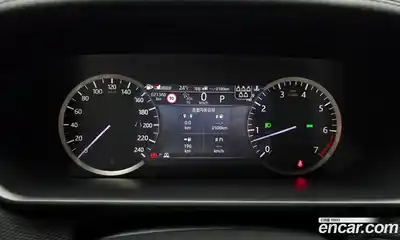 Land Rover Discovery 2023 3.0 автомат (гидро), миниатюра 11