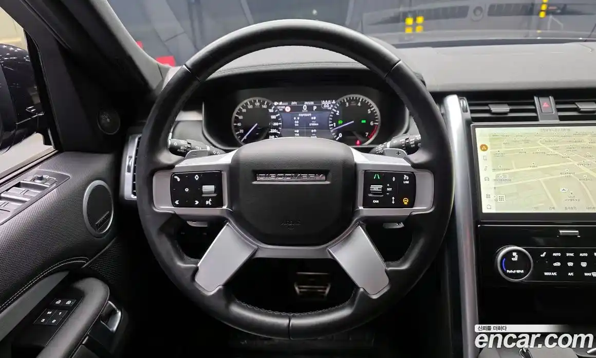 Land Rover Discovery 2023 3.0 автомат (гидро), фото 19