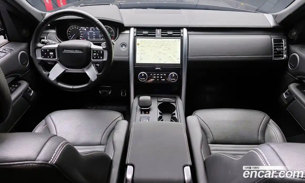 Land Rover Discovery 2023 3.0 автомат (гидро), фото 10
