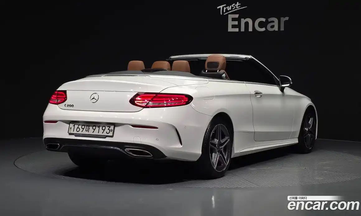 Mercedes-Benz C-Class 2019 2.0 гидро, фото 2 Mercedes-Benz C-Class 2019 2.0 гидро, фото 2