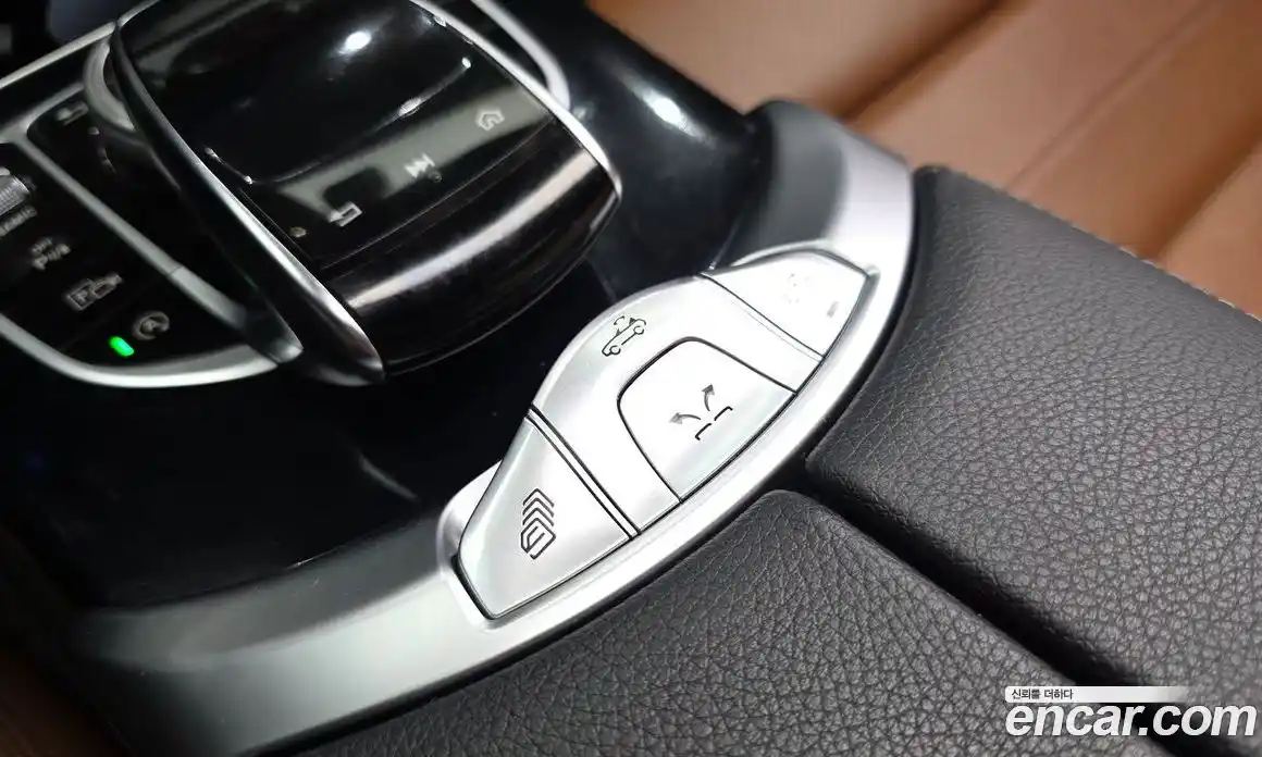 Mercedes-Benz C-Class 2019 2.0 гидро, фото 22 Mercedes-Benz C-Class 2019 2.0 гидро, фото 22