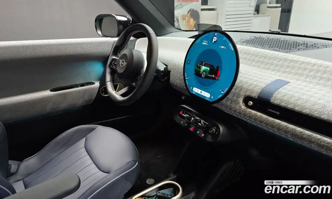 Mini Cooper 2024 0.1 автомат (гидро), фото 32
