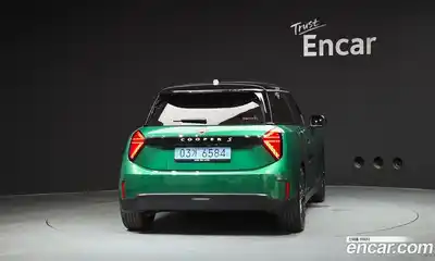 Mini Cooper 2024 0.1 автомат (гидро), миниатюра 4