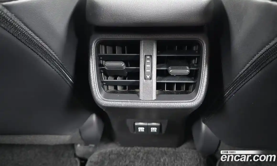 Lexus UX 2019 2.0 автомат (гидро), фото 30