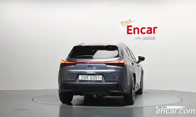 Lexus UX 2019 2.0 автомат (гидро), миниатюра 4