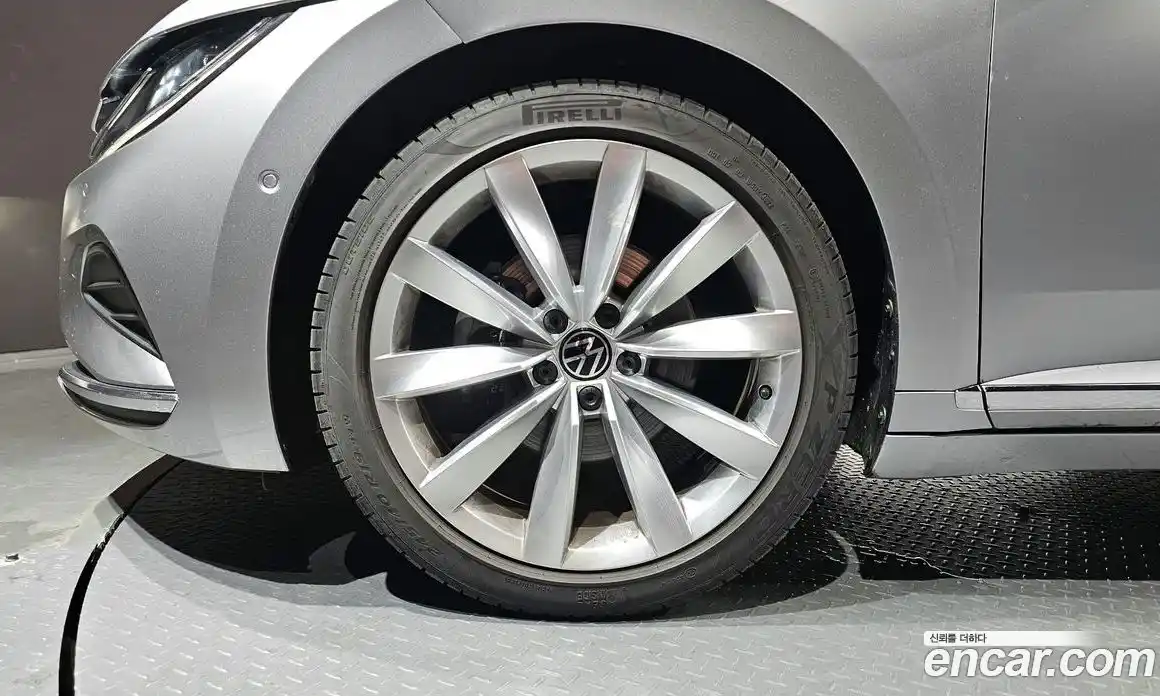 Volkswagen Arteon 2023 2.0 автомат (гидро), фото 5