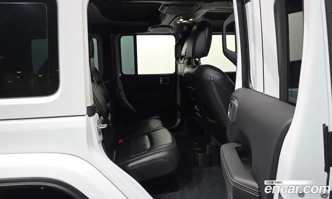 Jeep Wrangler 2022 2.0 автомат (гидро), фото 18