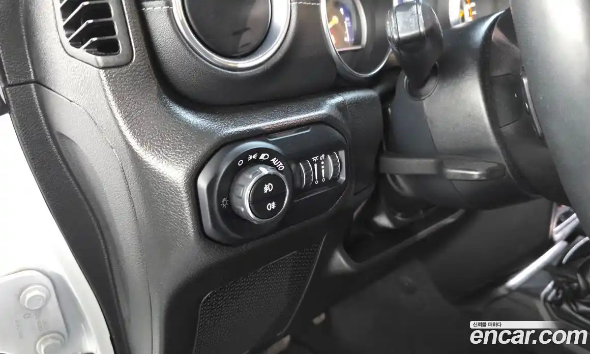 Jeep Wrangler 2022 2.0 автомат (гидро), фото 19