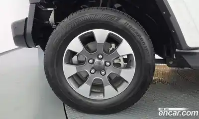 Jeep Wrangler 2022 2.0 автомат (гидро), миниатюра 5
