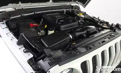 Jeep Wrangler 2022 2.0 автомат (гидро), миниатюра 6