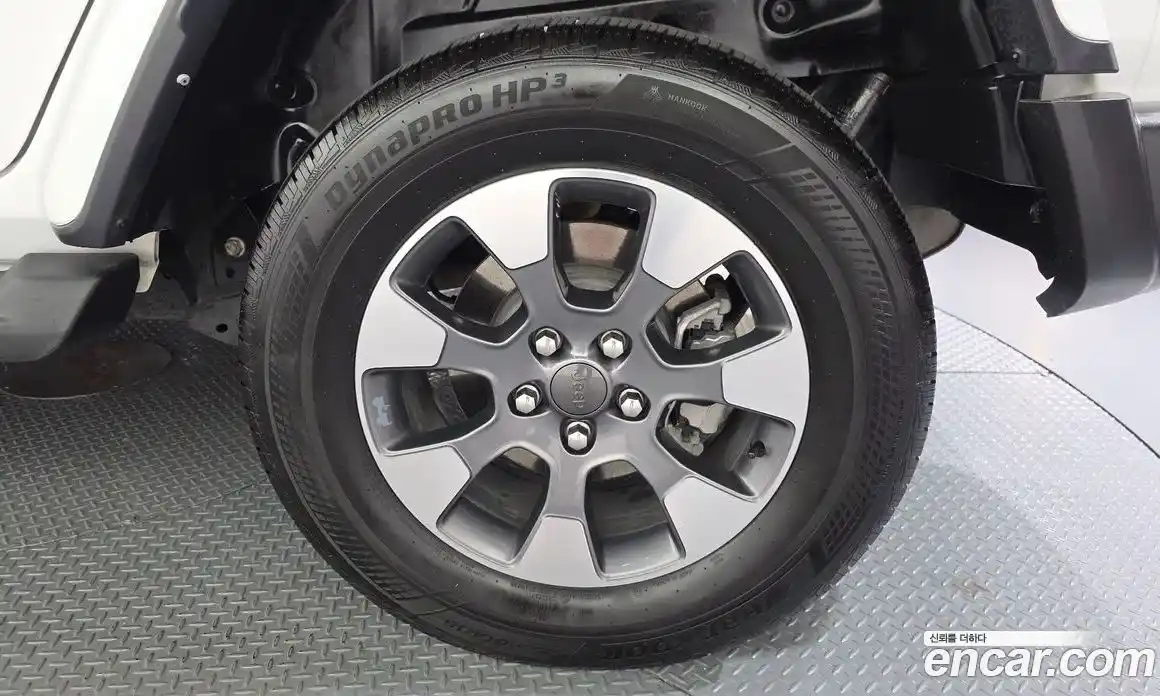 Jeep Wrangler 2022 2.0 автомат (гидро), фото 7