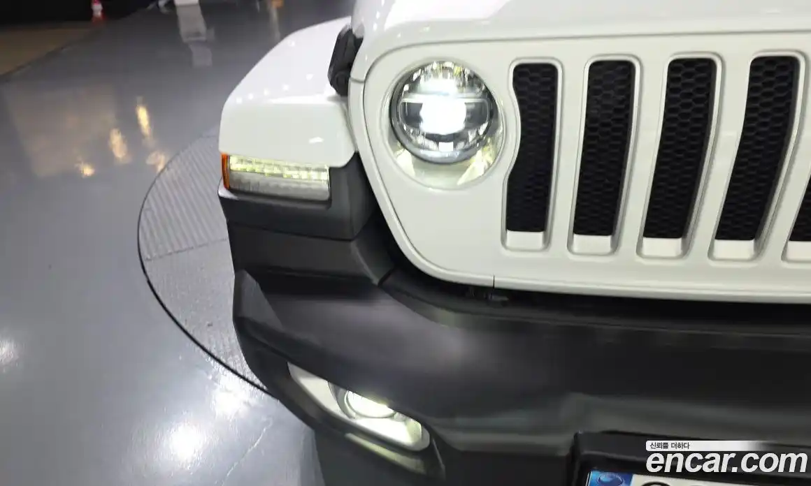 Jeep Wrangler 2022 2.0 автомат (гидро), фото 8