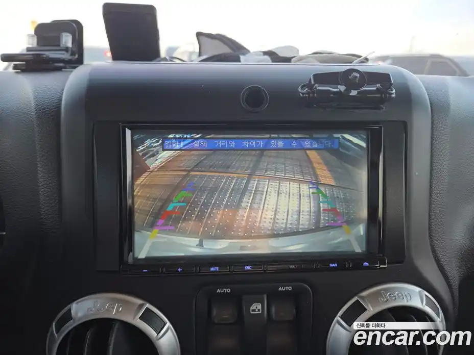 Jeep Wrangler 2011 2.8 автомат (гидро), фото 13