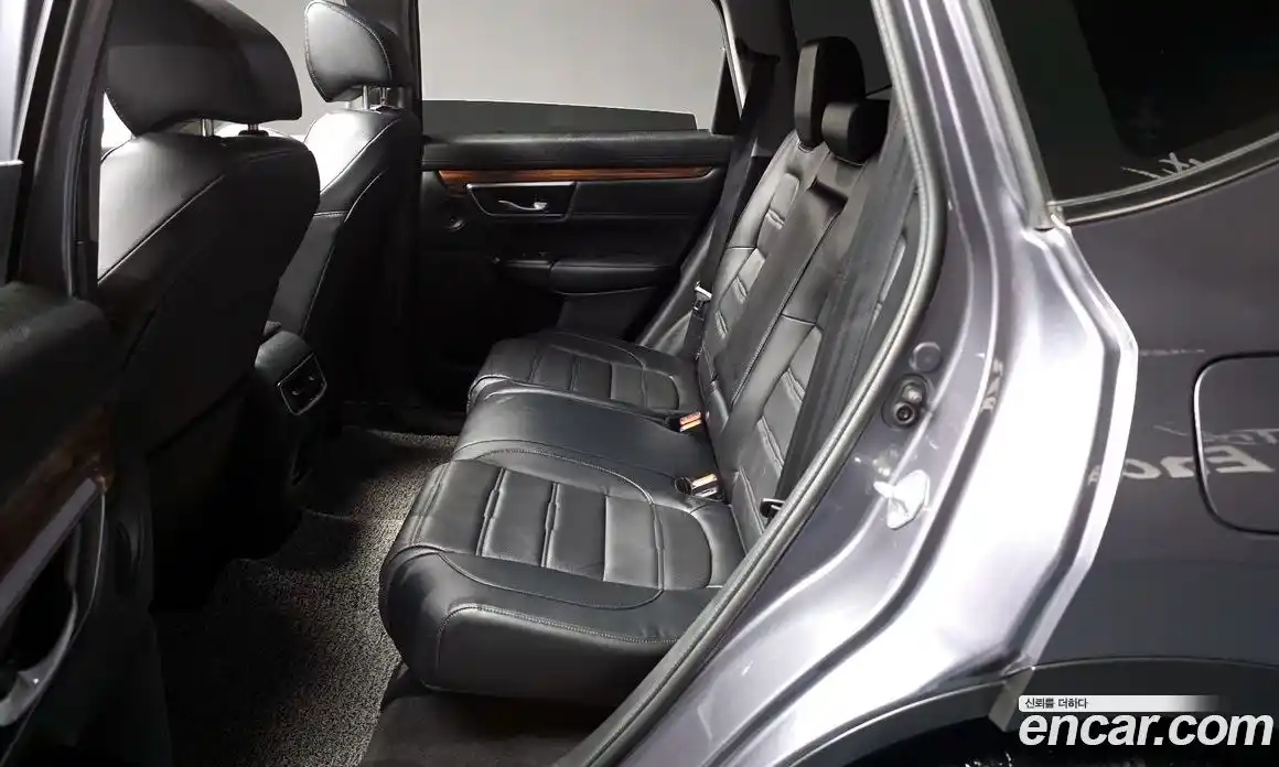 Honda CR-V 2021 1.5 автомат (гидро), фото 16