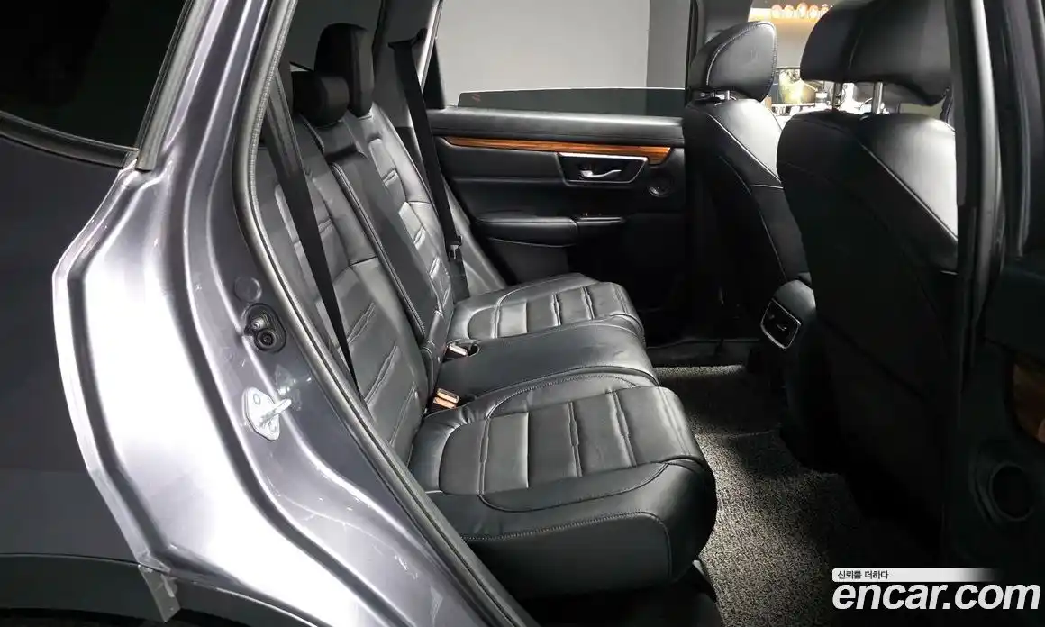 Honda CR-V 2021 1.5 автомат (гидро), фото 18