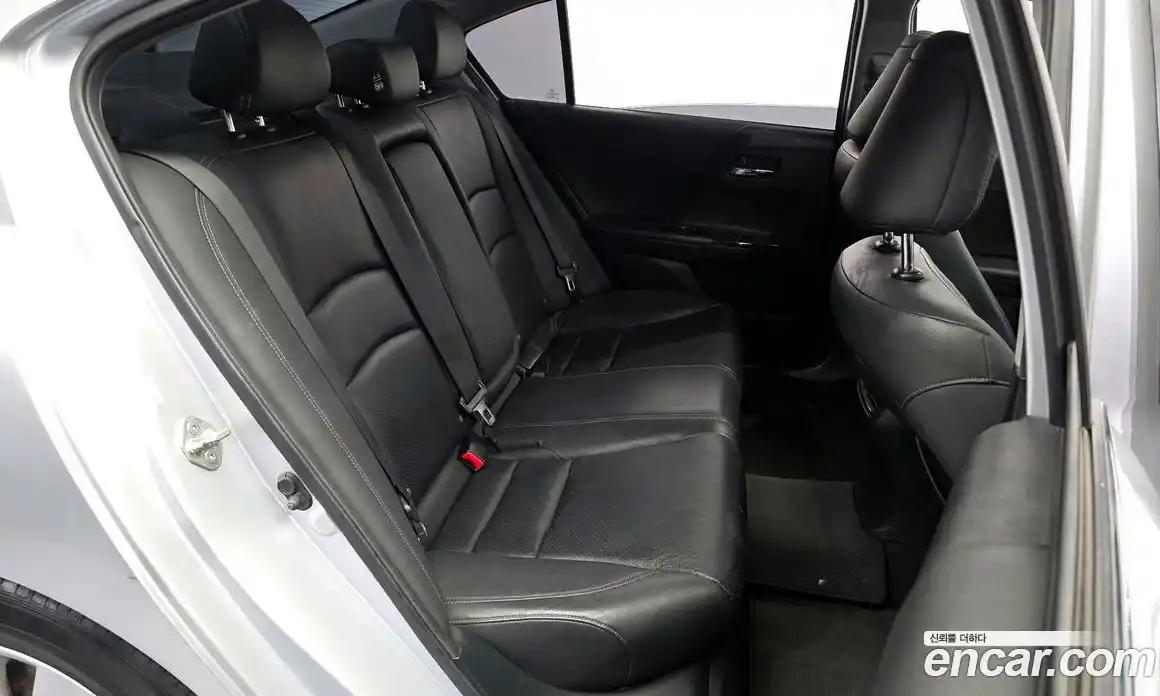 Honda Accord 2013 2.4 автомат (гидро), фото 11