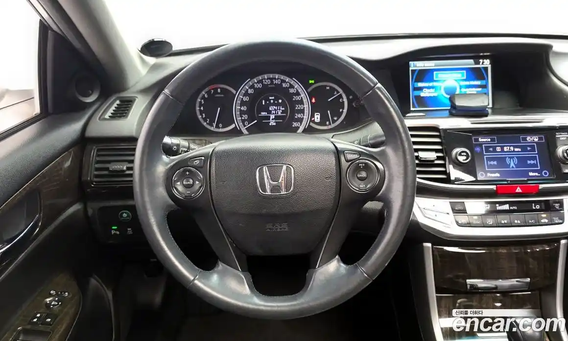 Honda Accord 2013 2.4 автомат (гидро), фото 13