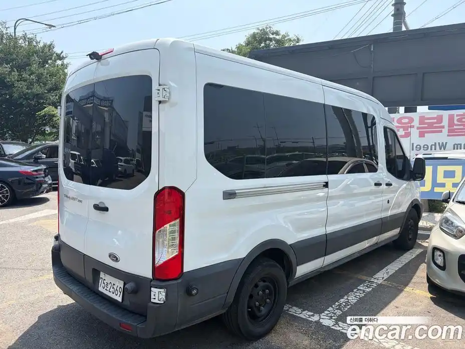 Ford Transit 2015 3.7 автомат (гидро), фото 3