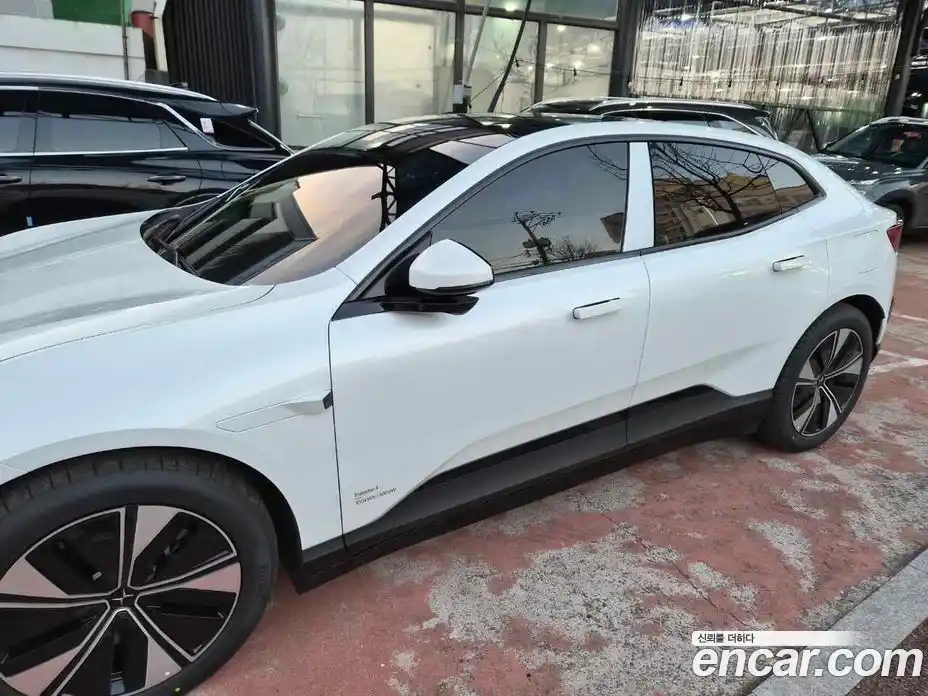 Polestar Polestar 4 2026 автомат (гидро), фото 8 Polestar Polestar 4 2026 автомат (гидро), фото 8