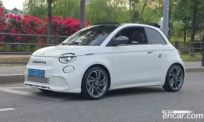 Fiat 500 2024 автомат (гидро), миниатюра 1