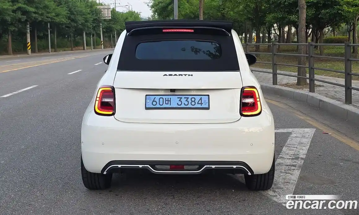 Fiat 500 2024 автомат (гидро), фото 4