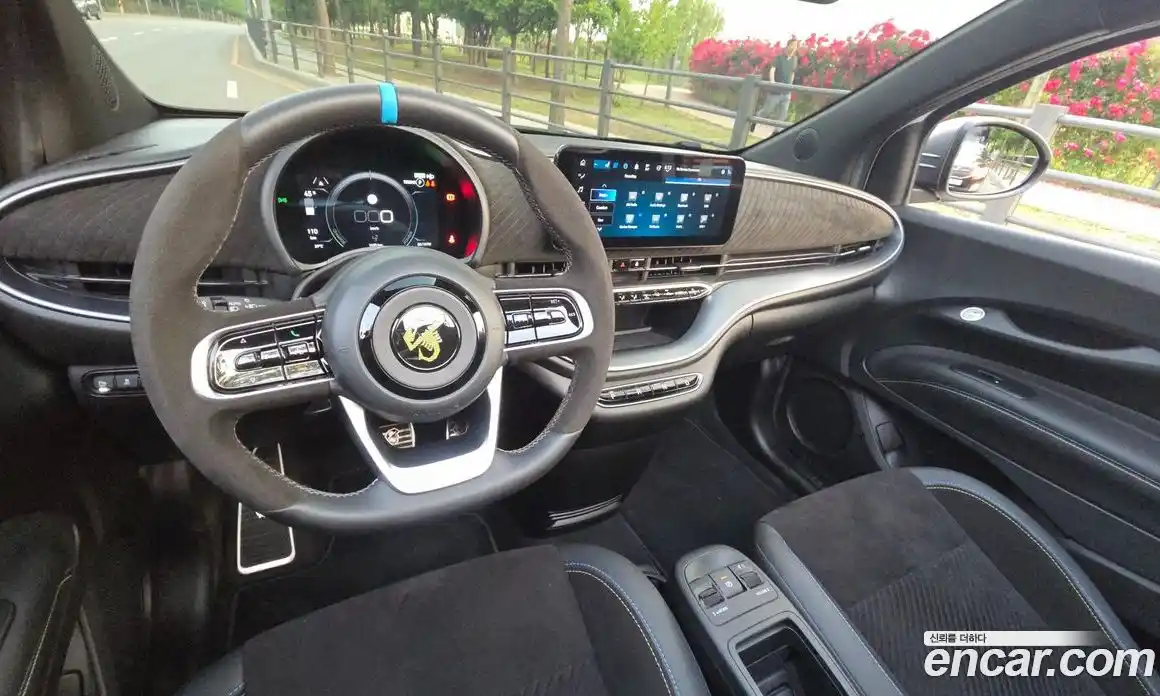 Fiat 500 2024 автомат (гидро), фото 7