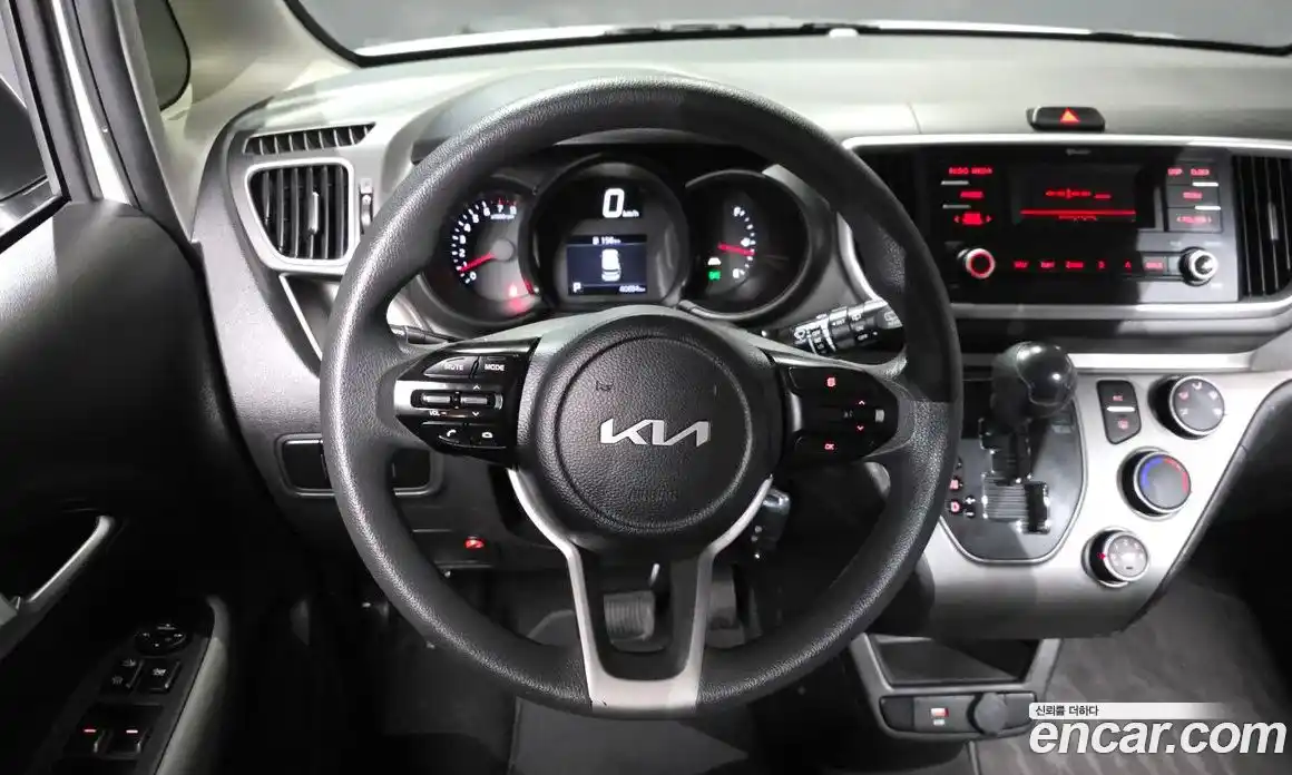 Kia Ray 2021 1.0 автомат (гидро), фото 13