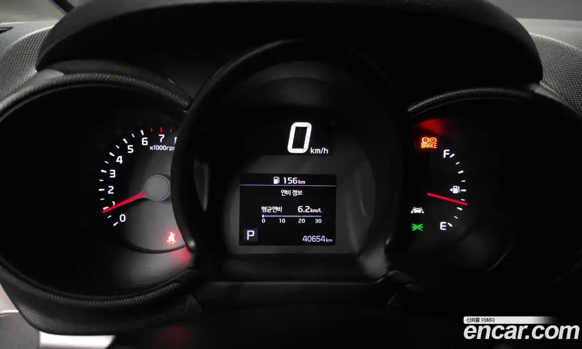 Kia Ray 2021 1.0 автомат (гидро), фото 8