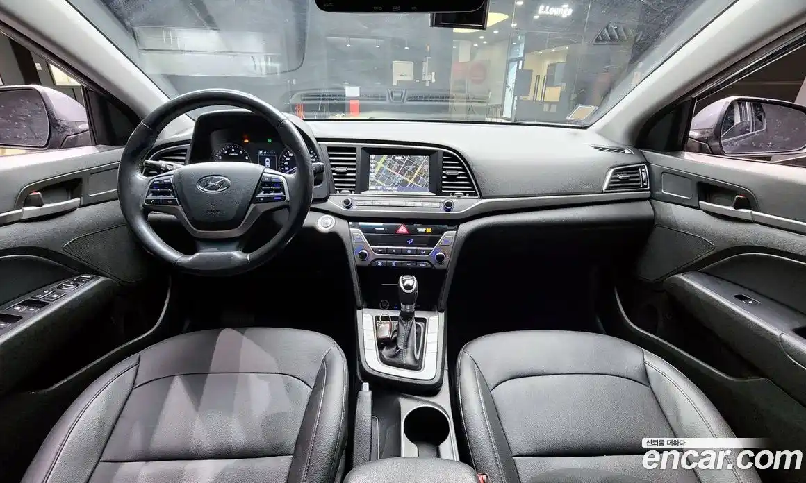 Hyundai Avante 2016 1.6 автомат (гидро), фото 7