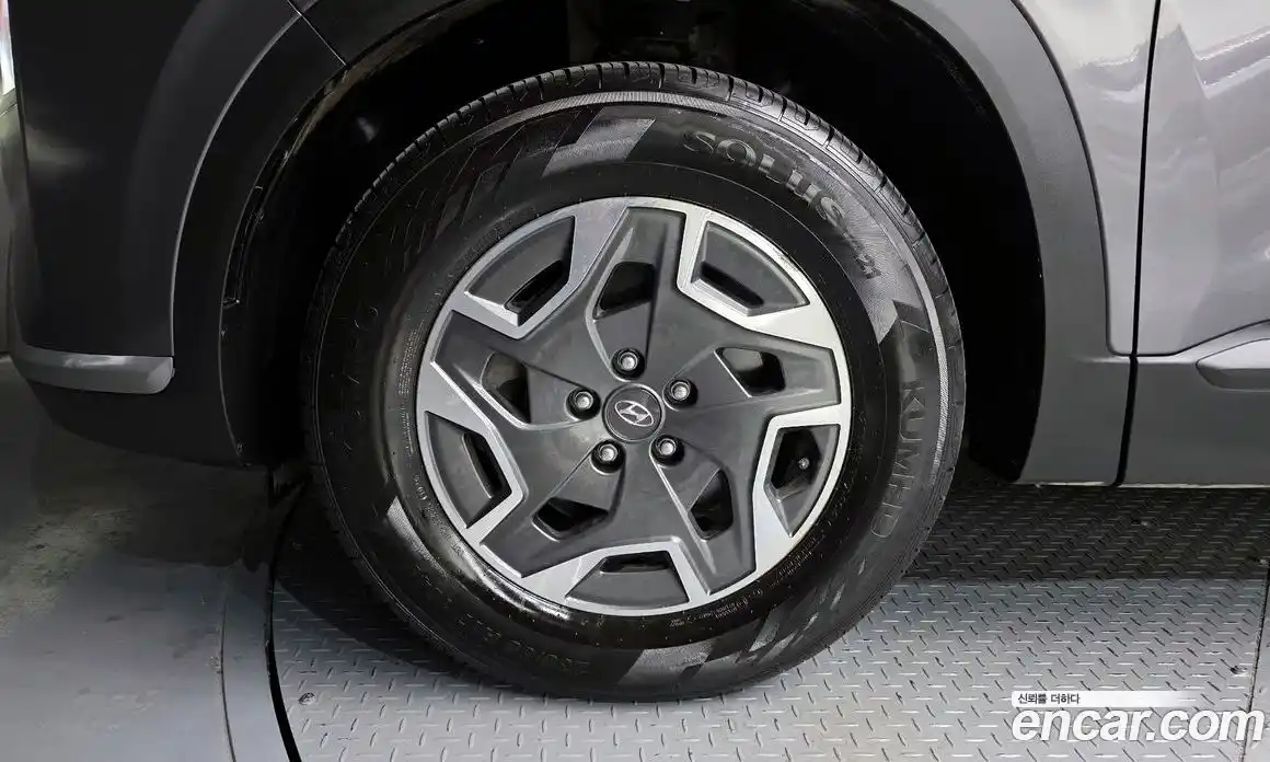 Hyundai Santa Fe 2021 1.6 автомат (гидро), фото 5