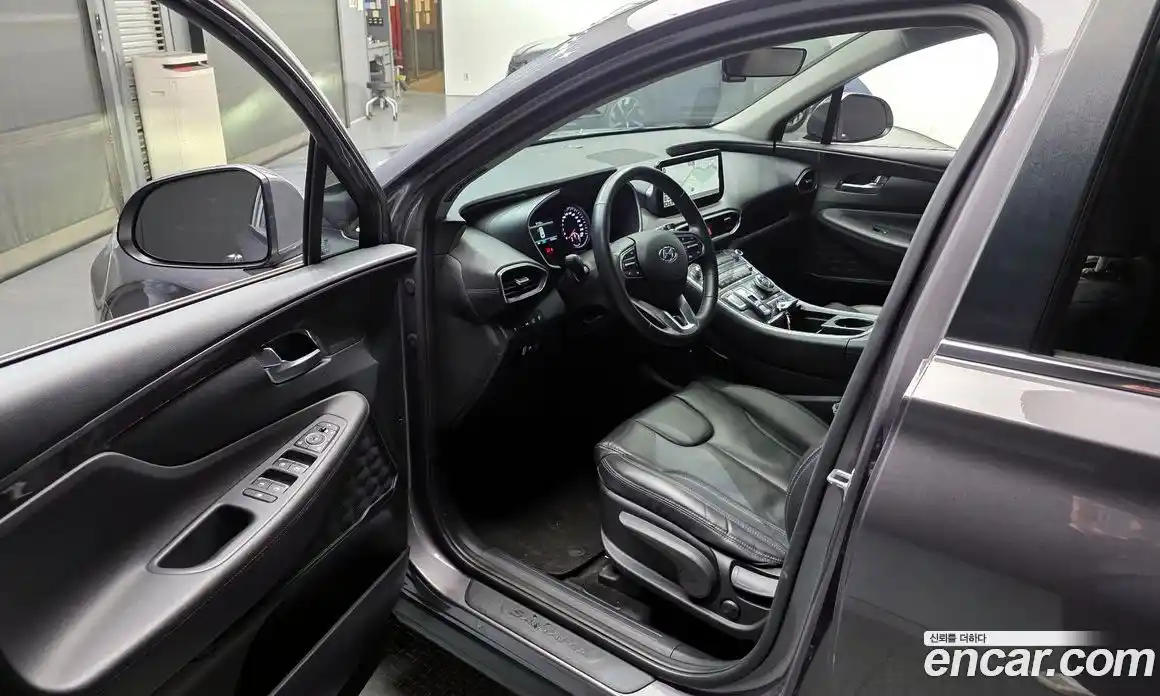 Hyundai Santa Fe 2021 1.6 автомат (гидро), фото 10