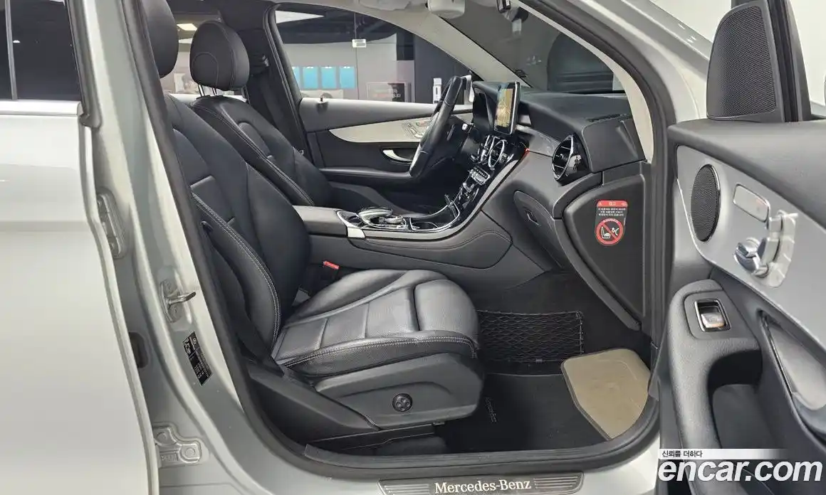 Mercedes-Benz GLC-Class 2017 2.1 гидро, фото 11 Mercedes-Benz GLC-Class 2017 2.1 гидро, фото 11