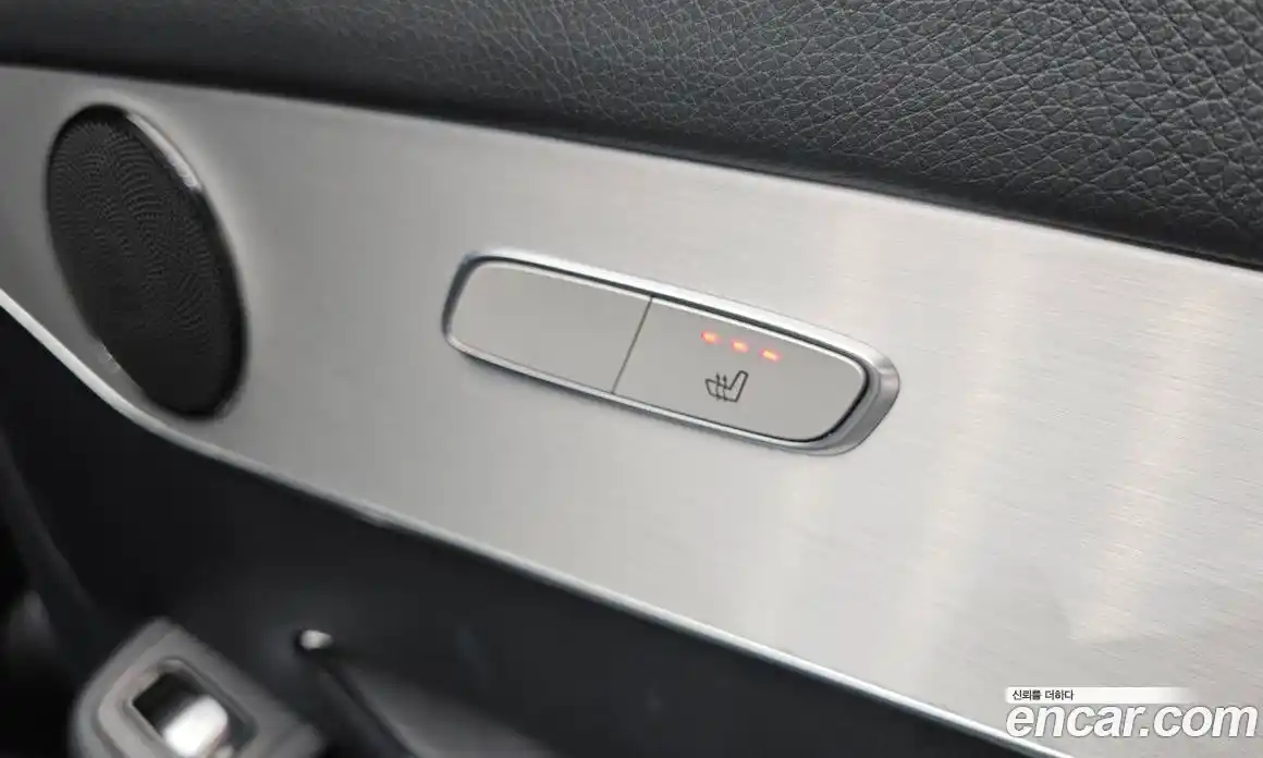 Mercedes-Benz GLC-Class 2017 2.1 гидро, фото 18 Mercedes-Benz GLC-Class 2017 2.1 гидро, фото 18